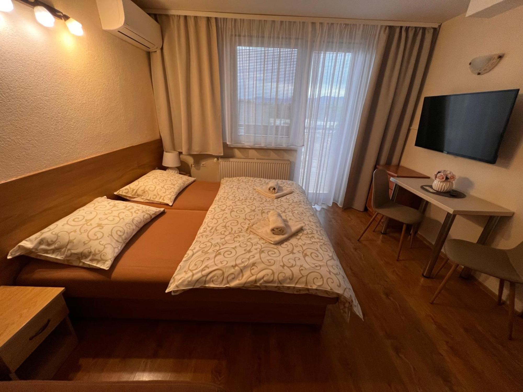 Apartmany Teddy בויניצה מראה חיצוני תמונה